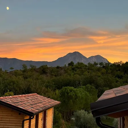 בית נופש Si N'shpi Tande - Mrizi I Zanave Fishte