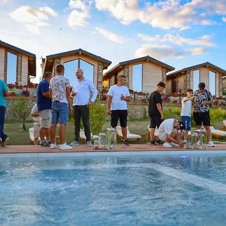 Si N'shpi Tande - Mrizi I Zanave Vakantiehuis