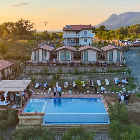 Si N'shpi Tande - Mrizi I Zanave Casa vacanze Fishte