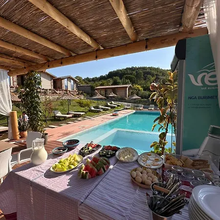 Vakantiehuis Si N'shpi Tande - Mrizi I Zanave Fishte